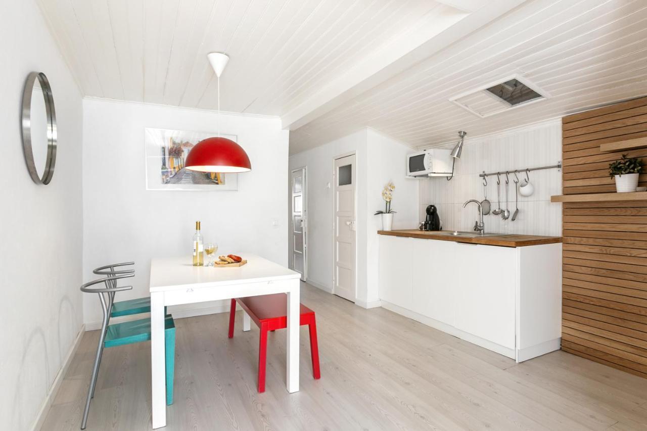 Ana'S House Apartment โอบิดอส ภายนอก รูปภาพ