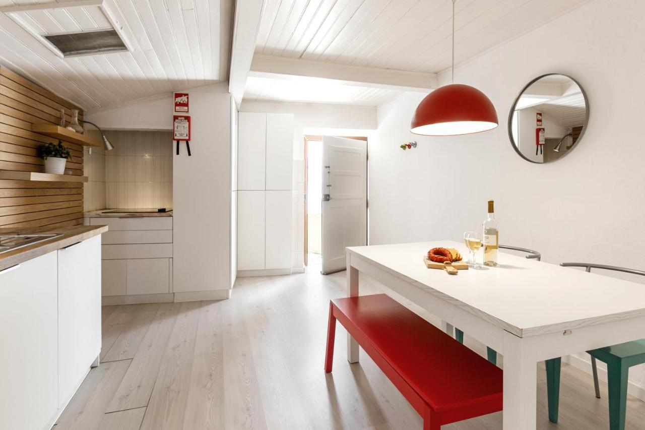 Ana'S House Apartment โอบิดอส ภายนอก รูปภาพ